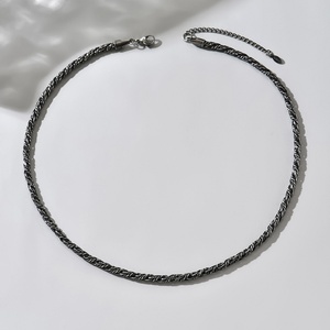 Collar de Cuerda Trenzada Retro Simple Estilo Europeo Americano para Hombre, Cadena de Acero Inoxidable Electrochapado, Cadena para Clavícula - Product Image 6