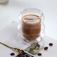 Gelas Dinding Ganda Borosilikat Tinggi untuk Rumah, Desain Bunga Transparan untuk Teh, Susu, Kopi, dan Minuman Gelombang