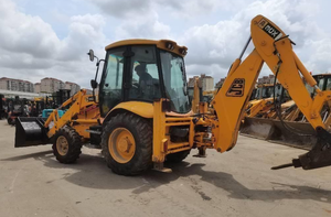 Oader con cortacésped, JCB 3CX - Product Image 3