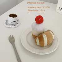 Mainan kunyah anjing, gaya kartun roti Ins baru ramah lingkungan Korea Selatan mainan boneka anjing makanan membal suara penggilingan