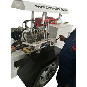 Foreuse <span class=keywords><strong>hydraulique</strong></span> de puits d'eau de 150 mm de diamètre, facile à déplacer, pour la construction professionnelle de puits - Product Image 4