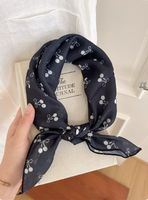 Dames katoenen vierkante sjaal bandana hoofdband op maat gemaakt elegant lichtgewicht accessoire voor woon-werkverkeer, vakantie en cadeau