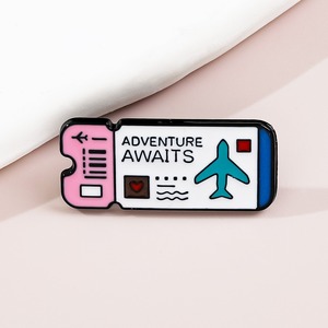 Insignia <span class=keywords><strong>de</strong></span> Metal <span class=keywords><strong>para</strong></span> cámara Vintage, bonito billete <span class=keywords><strong>de</strong></span> avión, accesorios <span class=keywords><strong>de</strong></span> joyería <span class=keywords><strong>de</strong></span> aleación, decoración con tema cruzado, Pin <span class=keywords><strong>de</strong></span> Anime, Material <span class=keywords><strong>de</strong></span> latón suave - Product Image 6