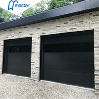 Porte de garage sectionnelle électrique à panneaux affleurants Master Well au design moderne 16x7/16x8 avec fenêtres