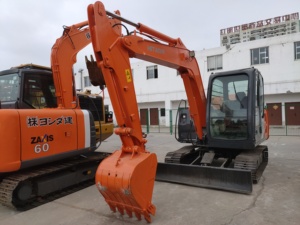 รถขุดมือสองคุณภาพดี Hitachi ZX60 ขนาด 6 ตัน นำเข้าจากญี่ปุ่น รุ่นยอดนิยม ใช้งานได้ดี มีสินค้าในสต็อก - Product Image 3