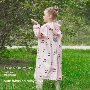 Impermeable para Niños con Espacio para Mochila, Poncho Largo Impermeable y Cortavientos para Niños y Niñas, Tela de Poliéster Pongee - Product Image 1