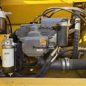 Garantie après-vente pour les projets municipaux, excavatrice hydraulique sur chenilles Komatsu PC240 d'occasion de 24 tonnes - Product Image 5