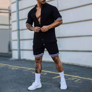 Completo da Uomo 2 Pezzi Personalizzabile con Logo, 1MOQ, Moda Estate 2024, Taglie Forti 4XL, Giacca con Colletto Risvoltato e Pantaloncini - Product Image 6