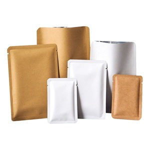 Sacs d'emballage JM en papier kraft brun laminé, imprimés par gravure, thermoscellables, métallisés, en film BOPP, à trois soudures latérales, recyclables et personnalisables - Product Image 1