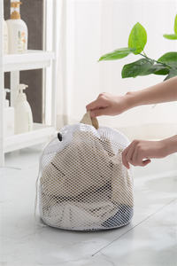 <span class=keywords><strong>Filet</strong></span> de lavage en polyester à mailles larges pour <span class=keywords><strong>machine</strong></span> à <span class=keywords><strong>laver</strong></span>, idéal pour les vêtements sales, soutiens-gorge, <span class=keywords><strong>chaussettes</strong></span>, sous-vêtements et chaussures. - Product Image 4