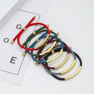 Braccialetti Macramè con Barra Rettangolare Nera Vuota in Acciaio Inossidabile Incisa, Personalizzabili con Logo ID, Placcati Oro 18k - Product Image 4