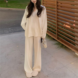 Set sweter lengan panjang leher v wanita, set celana sweater kasmir polos longgar lengan panjang untuk wanita - Product Image 6