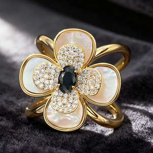MyMuyu Flower Ring Buckle Natural Seashell Gold Plated Diamond Black Center Scarf Clip Brooch Jewelry Accessory - Product Image 1