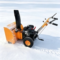 Balayeuse à neige à essence autopropulsée à poussée manuelle avec brosse rotative pour le déneigement des fermes, des cours et des collectivités