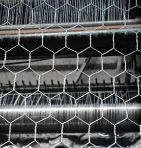 Malla de Alambre Hexagonal de Hierro de 13 mm, Malla Hexagonal Galvanizada Antioxidante para Muros de Contención y Cercas Agrícolas - Product Image 4
