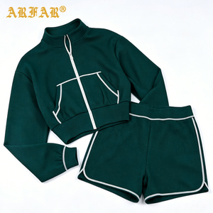 Conjunto de <span class=keywords><strong>Traje</strong></span> de Punto Waffle de Manga Larga para <span class=keywords><strong>Mujer</strong></span>, <span class=keywords><strong>Chaqueta</strong></span> con Cierre Personalizada y Pantalones Cortos Bordados, Conjunto Deportivo de 2 Piezas - Product Image 3