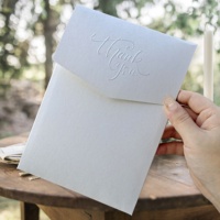 Enveloppe de carte de vœux de Noël de marque Factory RX avec logo en relief et pochette en papier de soie