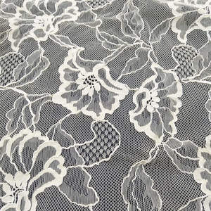 Tissu en dentelle à franges en maille filet de style français, couleur jaune clair, de haute qualité, pour la couture, la décoration et les vêtements - Product Image 3