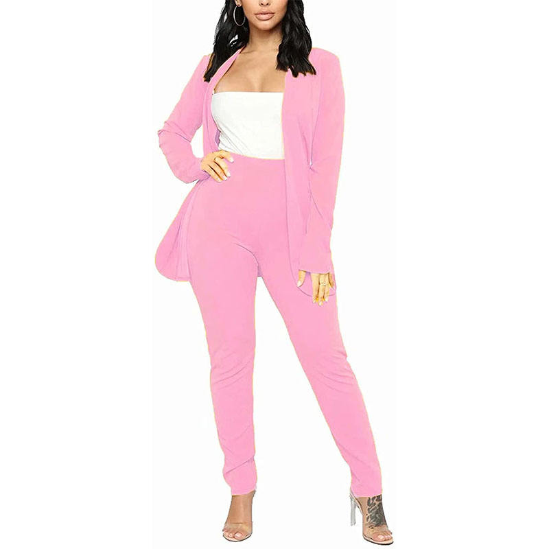 Ensemble tailleur deux pièces rose pour femme