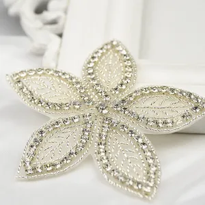 WRA-787 panas Keering unik Motif bunga manik-manik berlian imitasi dijahit pada Applique bunga untuk pakaian Gaun atau Aksesori pernikahan
