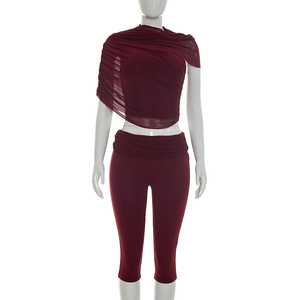 Viviblook J26ST024 Ensemble deux pièces pour femme : Gilet d'été en maille à manches irrégulières et plissées, et pantalon court taille haute - Product Image 1