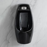 Urinoir mural en céramique noire à détection automatique pour hommes, idéal pour les hôtels commerciaux et les toilettes publiques