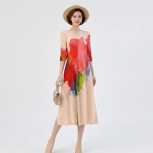 Robe plissée pour femme, style Miyake, prête à être expédiée, à haute élasticité, extensible, imprimé abstrait, taille unique - Product Image 3