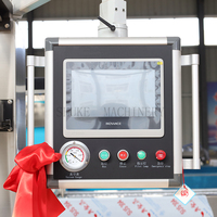 Machine de thermoformage pour l'emballage alimentaire de filets de poisson, de crevettes et de fruits de mer