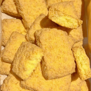 Biscotti al cocco in stile vietnamita, ricchi di sapore di cocco, croccanti, snack di tendenza. - Product Image 1