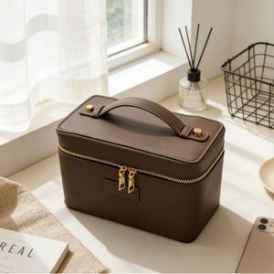 Custom New Fashion PU Leather Handheld Cosmetic Bag with Zipper Large Capacity Waterproof Portable <b>Makeup</b> <b>Case</b> & Vanity <b>Case</b> - Product Image 3