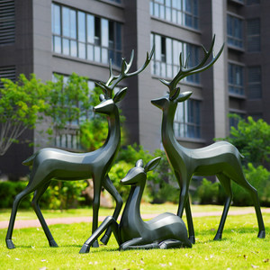 Sculpture de <span class=keywords><strong>cerf</strong></span> décorative en fibre de verre avec finition cuivre, design abstrait, pour aménagement paysager de jardin, disponible à la vente - Product Image 4