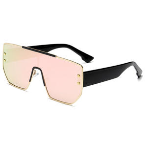 نظارات شمسية للرجال بإطار كبير تصميم جديد, نظارات شمس للرجال بإطار كبير ومساحة كبيرة الحجم ومربعة الشكل لحجب شعاع الشمس - Product Image 3