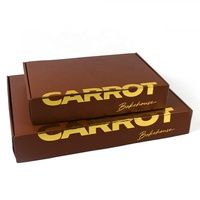 Boîte cadeau en carton ondulé avec logo personnalisé en or à chaud et insert en papier séparé pour l'emballage et l'expédition de biscuits et gâteaux de boulangerie