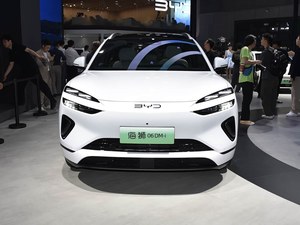 BYD Sealion 06 DM-i 2026, SUV <span class=keywords><strong>hybride</strong></span> rechargeable |   Autonomie de 310 km en mode électrique |   Autonomie totale de 1845 km |   5ème génération DM <span class=keywords><strong>Tech</strong></span> |   3,3 L/100 km - Product Image 2