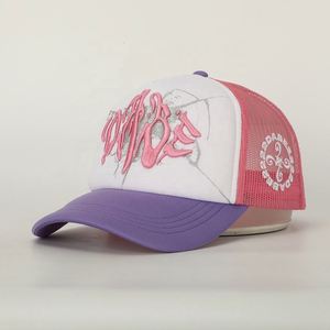 Gorras de camionero de malla de espuma con logotipo bordado de ala corta de 5 paneles a la moda de alta calidad personalizadas al por mayor - Product Image 1