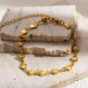 Pulsera de dijes chapada en oro de 18 quilates y acero inoxidable estilo Ins de moda para mujer, sensación de alta gama y duradera para aniversarios - Product Image 2