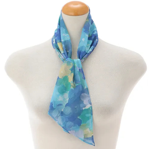 Pañuelo de Mujer Multicolor de Poliéster, Diseño Cuadrado Pequeño, Pintado a Mano, Ligero, Transpirable, a la Moda, Venta al Por Mayor, Primavera-Verano - Product Image 1