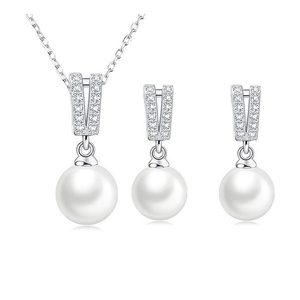Wholesale Exquisite S925 Sterling Silver Pearl Earrings And Necklace Sets For Women's Everyday Wear - Product Image 1
