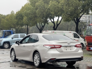 โตโยต้า แคมรี่ 2.0G รุ่น Luxury Edition ปี 2019 พวงมาลัยซ้าย วิ่ง 70,787 ไมล์ 178 แรงม้า - Product Image 3