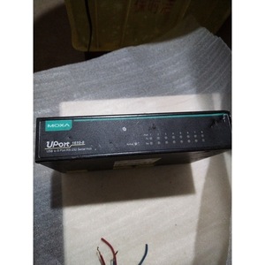 Adaptateur série de contrôle industriel Moxa Port 1610-8 RS232 RS422 RS485 fabriqué à Taïwan - Product Image 3