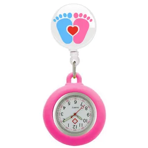 นาฬิกาแบบม้วนเก็บได้ลายการ์ตูนน่ารักสำหรับแพทย์พยาบาลเพื่อสุขภาพหัวใจมีสายห้อย
