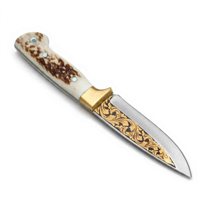 Outil utilitaire artisanal en filigrane d'or gravé avec manche en bois de cerf naturel - Product Image 1