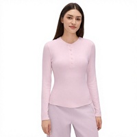 Atasan Olahraga Wanita Kerah Henley 2026, Kemeja Kasual untuk Workout, Kancing Depan, Bahan Modal Nyaman, Lengan Panjang, Blus Yoga dan Olahraga