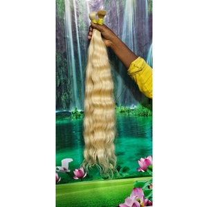 Cheveux blonds ondulés indiens avec rebond naturel et texture douce pour des extensions de cheveux élégantes, légères et vibrantes - Product Image 3