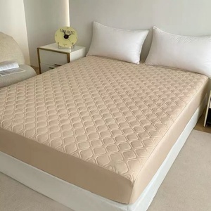 Skin-Friendly Smart Heated Mattress Cover with Quilted Feature Dual Zones <b>Control</b> Electric Heating Graphene Therapy Fitted Sheet - Product Image 5