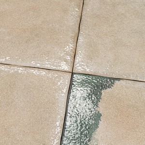 Azulejo Decorativo Verde Volterra 20 x 20 cm Mate con Detalles Brillantes Bordes Irregulares - Product Image 4
