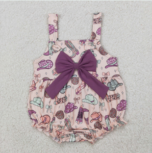 Ropa de bebé para niñas hermanas: Pelele con volantes, tirantes, lazo y diseño de vacas del Oeste para el 4 de julio - Product Image 6