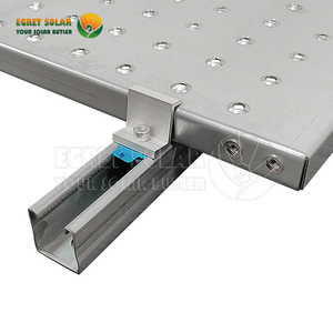 Sistemi di Passerelle per Tetti per Accesso e Sicurezza ai Pannelli Solari Sistema di Passerelle per Tetti Solari - Product Image 2