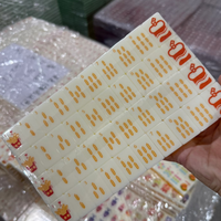 Ensemble de Mahjong de Luxe Américain en Acrylique Rose Vif pour 4 Joueurs, Design Moderne pour le Divertissement et les Cadeaux, Stimulant l'Esprit