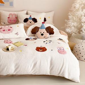 Dessin animé blanc 4 pièces maison hôtel Textiles Applique lait velours couette housse de couette 4 pièces ensemble de literie fournisseur - Product Image 2